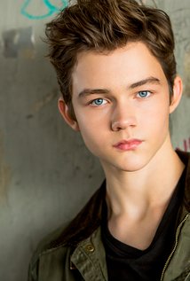 Levi Miller
