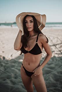 Julia Small